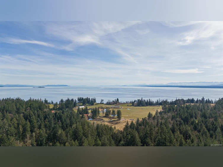 243 Cape Mudge Road, Quadra Island, BC, V0P 1N0 - 51
