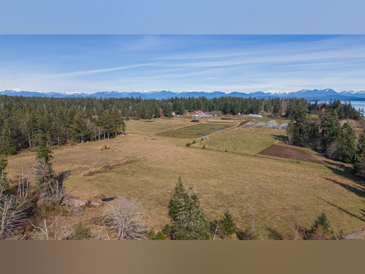 243 Cape Mudge Road, Quadra Island, BC, V0P 1N0 - 53
