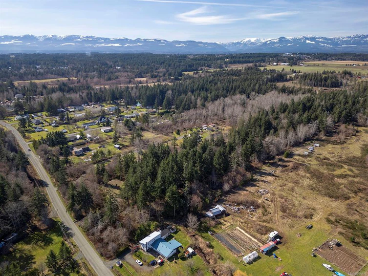 2 Little River Road, Comox, BC, V9M 4C5 - 29