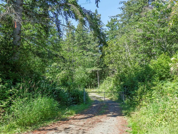 2 Little River Road, Comox, BC, V9M 4C5