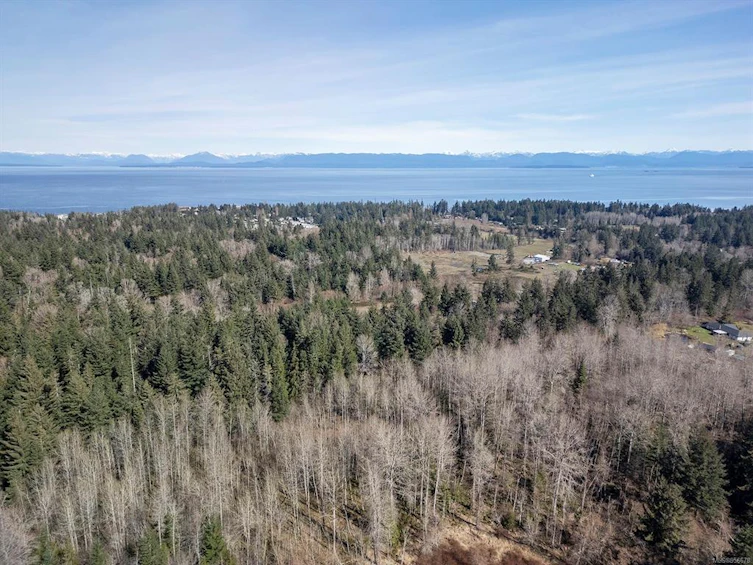 2 Little River Road, Comox, BC, V9M 4C5 - 7