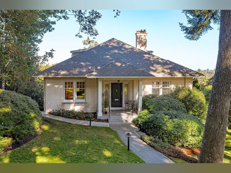 50 Sylvan Lane, Oak Bay, BC, V8S 2K8 - 2