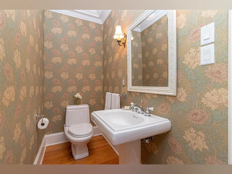 50 Sylvan Lane, Oak Bay, BC, V8S 2K8 - 32