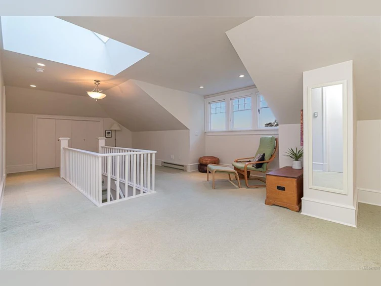 50 Sylvan Lane, Oak Bay, BC, V8S 2K8 - 40