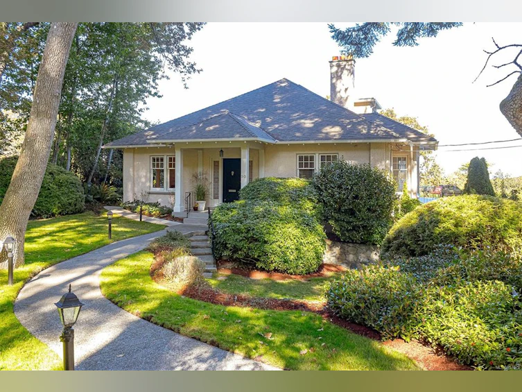 50 Sylvan Lane, Oak Bay, BC, V8S 2K8 - 53