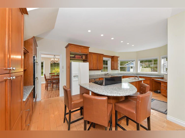 488 Mckercher Road, Mayne Island, BC, V0N 2J2 - 26