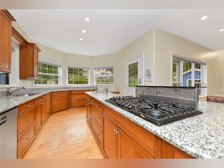 488 Mckercher Road, Mayne Island, BC, V0N 2J2 - 29