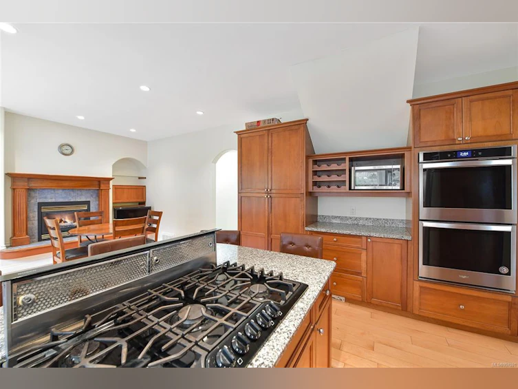 488 Mckercher Road, Mayne Island, BC, V0N 2J2 - 32