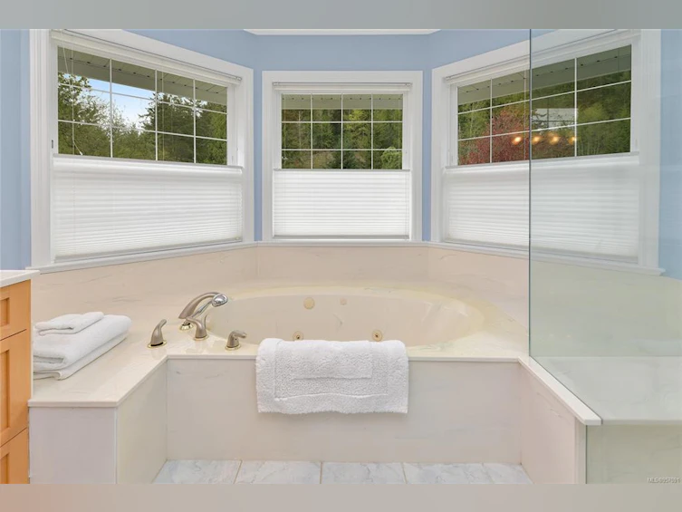 488 Mckercher Road, Mayne Island, BC, V0N 2J2 - 37