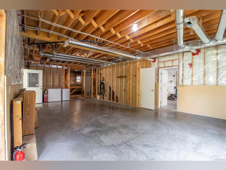 3606 Foc Sle Road, Pender Island, BC, V0N 2M2 - 17