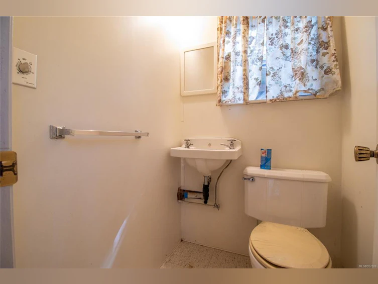 3606 Foc Sle Road, Pender Island, BC, V0N 2M2 - 27