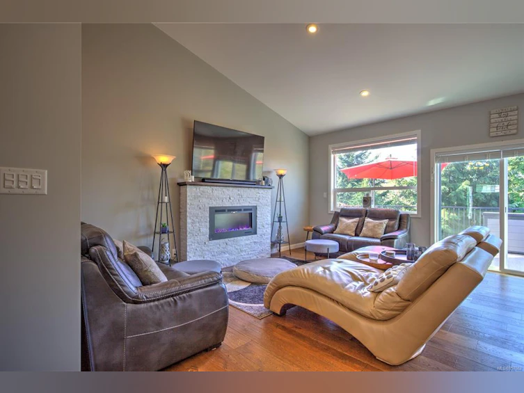 94 Beech Crescent, Lake Cowichan, BC, V0R 2G1 - 9
