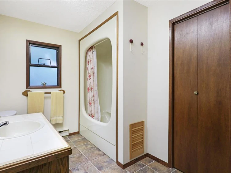 651 Gorge Harbour, Cortes Island, BC, V0P 1Z0 - 29