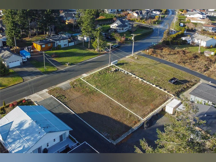 1369 Galerno Road, Campbell River, BC, V9W 1J8 - 3