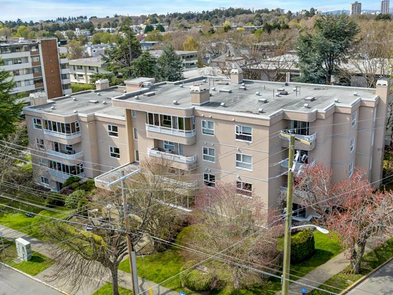 301 - 456 Linden Avenue, Victoria BC V8V 4G4