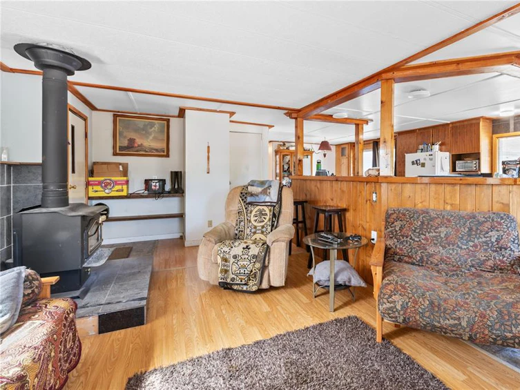 288 Albion Crescent, Ucluelet, BC, V0R 3A0 - 5