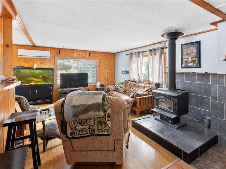 288 Albion Crescent, Ucluelet, BC, V0R 3A0 - 10