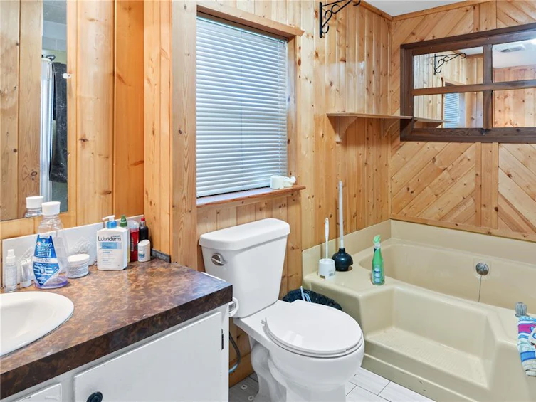 288 Albion Crescent, Ucluelet, BC, V0R 3A0 - 17