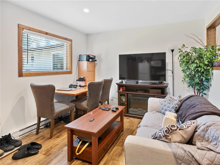 288 Albion Crescent, Ucluelet, BC, V0R 3A0 - 26