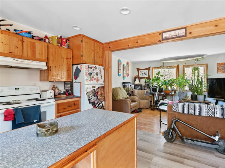 288 Albion Crescent, Ucluelet, BC, V0R 3A0 - 30