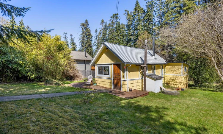 6148 Aldergrove Drive