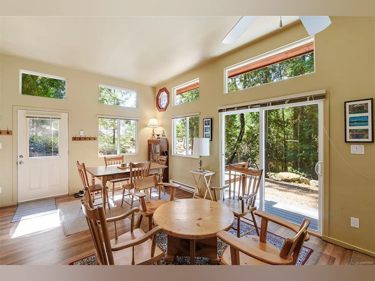 332 Deacon Hill Road, Mayne Island, BC, V0N 2J2 - 11