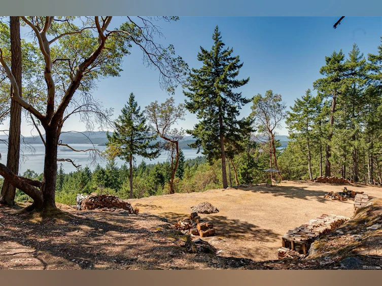332 Deacon Hill Road, Mayne Island, BC, V0N 2J2 - 30