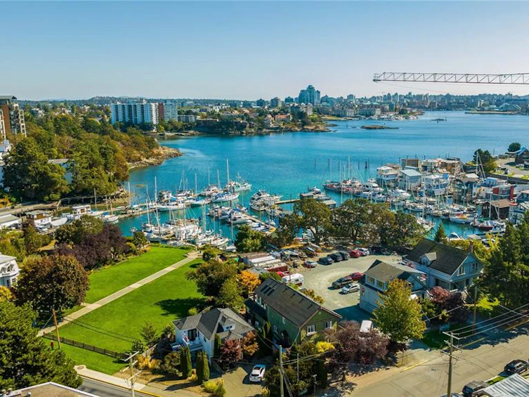 485 Head Street, Esquimalt, BC, V9A 5S1 - 2