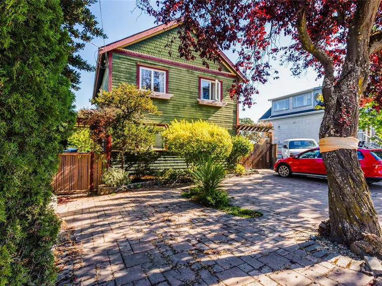 485 Head Street, Esquimalt, BC, V9A 5S1 - 3