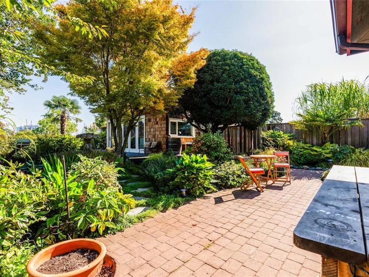 485 Head Street, Esquimalt, BC, V9A 5S1 - 32