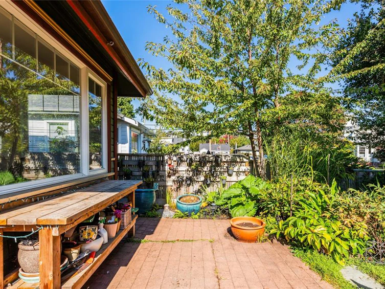 485 Head Street, Esquimalt, BC, V9A 5S1 - 33