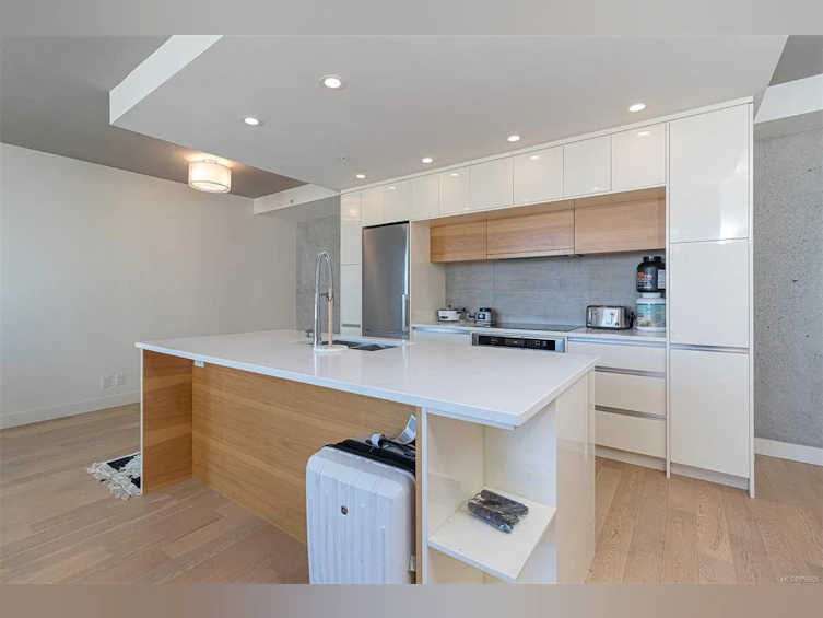 711-989 Johnson Street, Victoria, BC, V8V 0E3 - 7