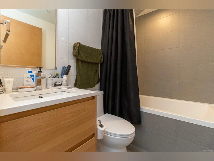 711-989 Johnson Street, Victoria, BC, V8V 0E3 - 13