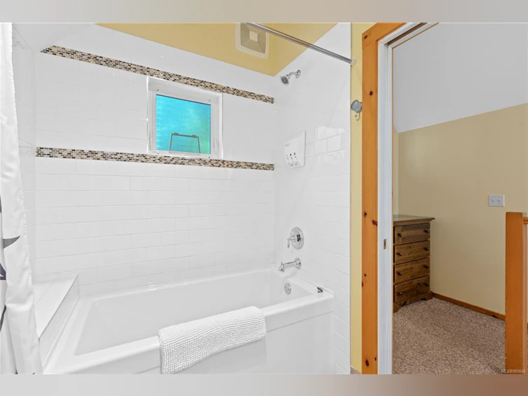 1027 Tyee Terrace, Ucluelet, BC, V0R 3A0 - 18