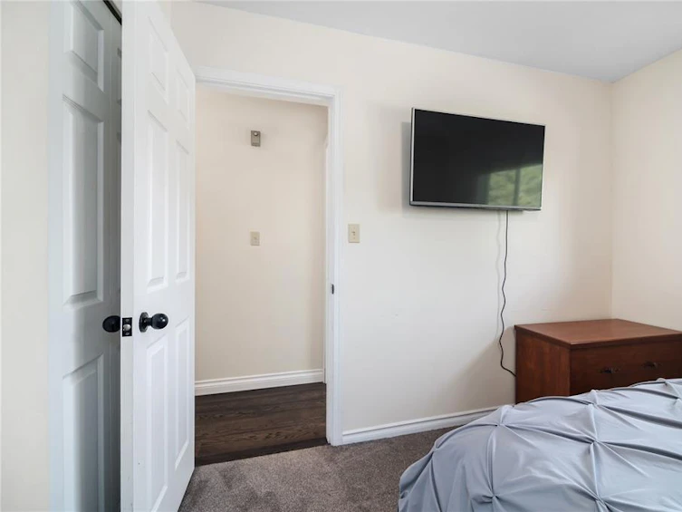 2413 Catherwood Road, Black Creek, BC, V9J 1J3 - 21