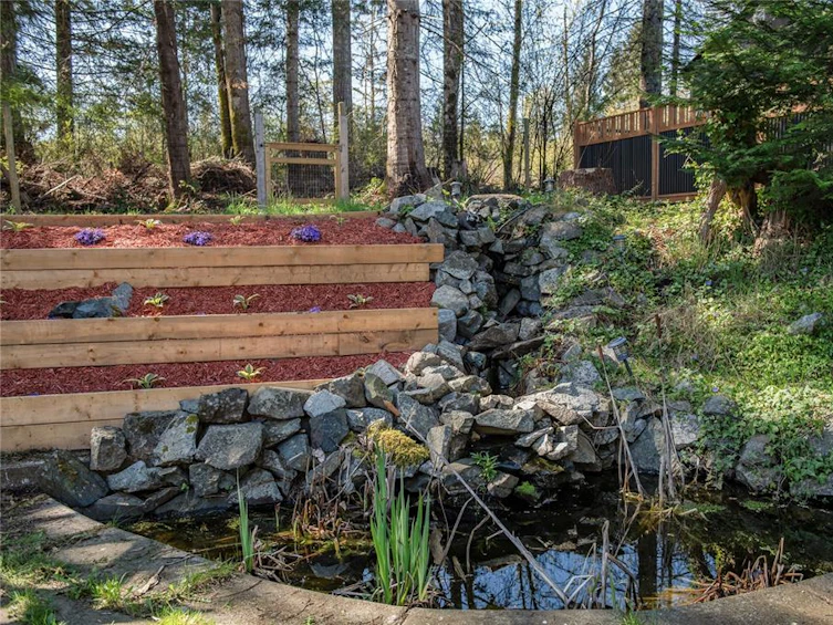 2413 Catherwood Road, Black Creek, BC, V9J 1J3 - 38