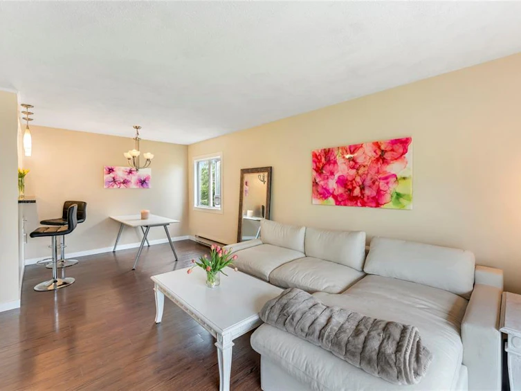 404-1342 Hillside Avenue, Victoria, BC, V8T 2B4 - 10