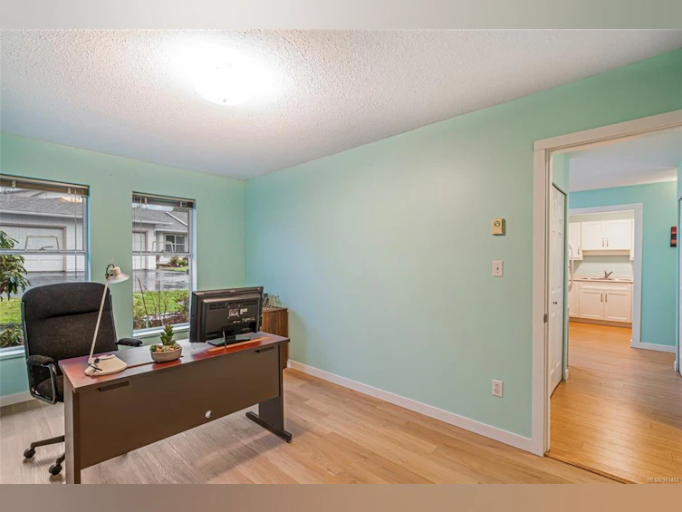 18-450 Bay Avenue, Parksville, BC, V9P 2K2 - 23