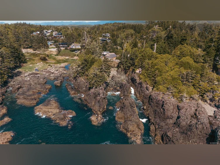 858 Barclay Place, Ucluelet, BC, V0R 3A0 - 6