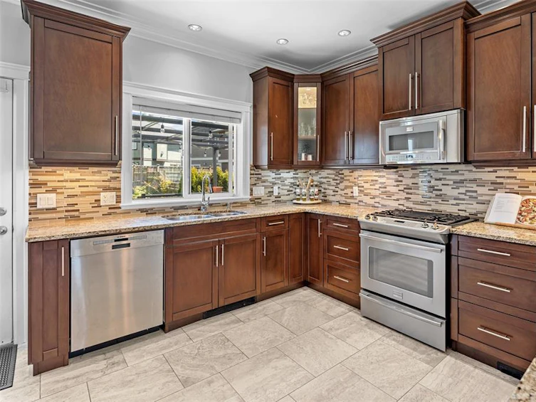 6823 Marsden Road, Sooke, BC, V9Z 1L3 - 17