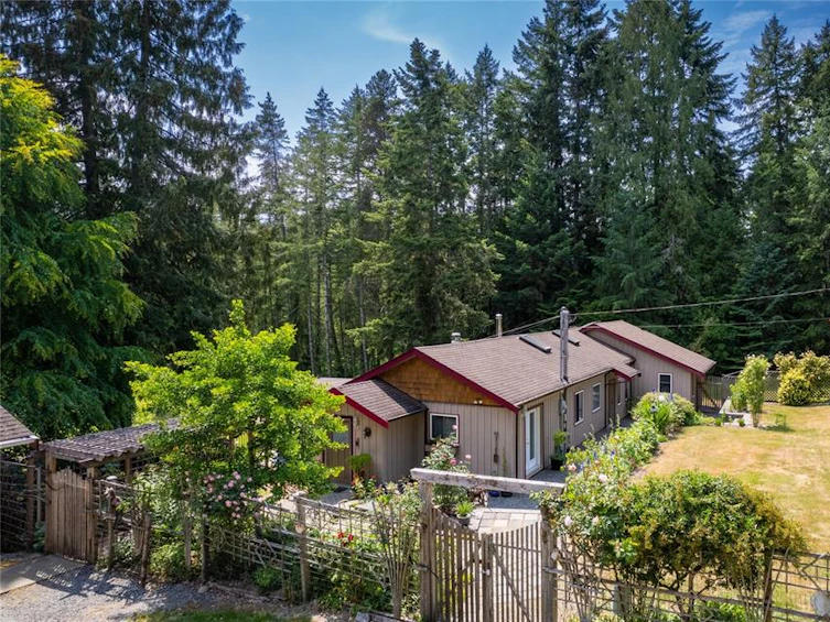1765 Errington Road, Errington, BC, V0R 1V0 - 46