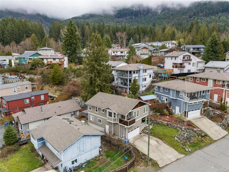 280 Carnell Drive, Lake Cowichan, BC, V0R 2G1 - 6