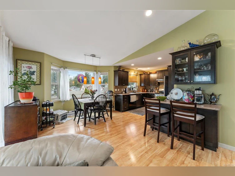 280 Carnell Drive, Lake Cowichan, BC, V0R 2G1 - 27