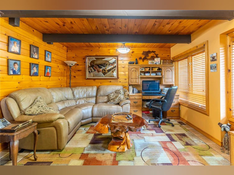 6744 Wall Street, Honeymoon Bay, BC, V0R 1Y0 - 7