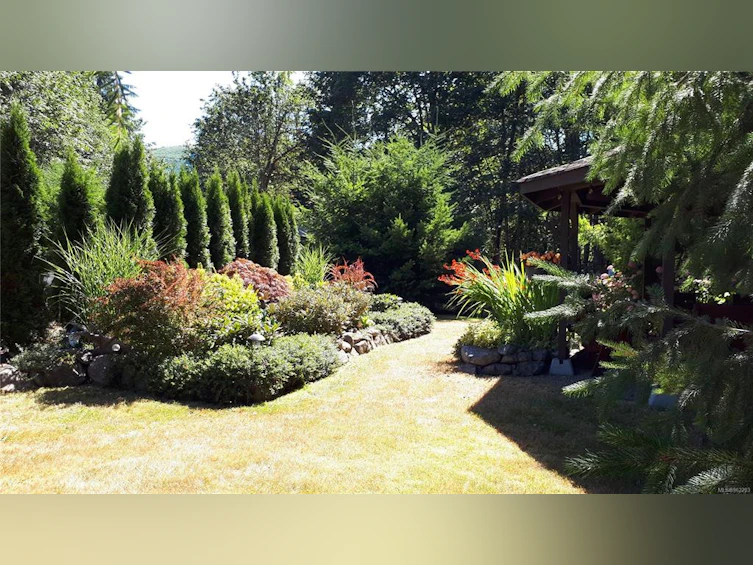 6744 Wall Street, Honeymoon Bay, BC, V0R 1Y0 - 13