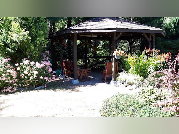 6744 Wall Street, Honeymoon Bay, BC, V0R 1Y0 - 15