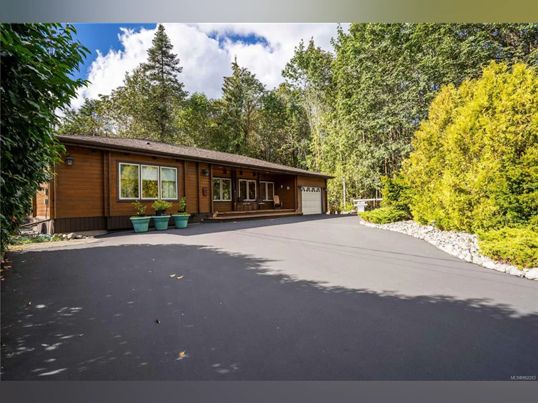 6744 Wall Street, Honeymoon Bay, BC, V0R 1Y0 - 32