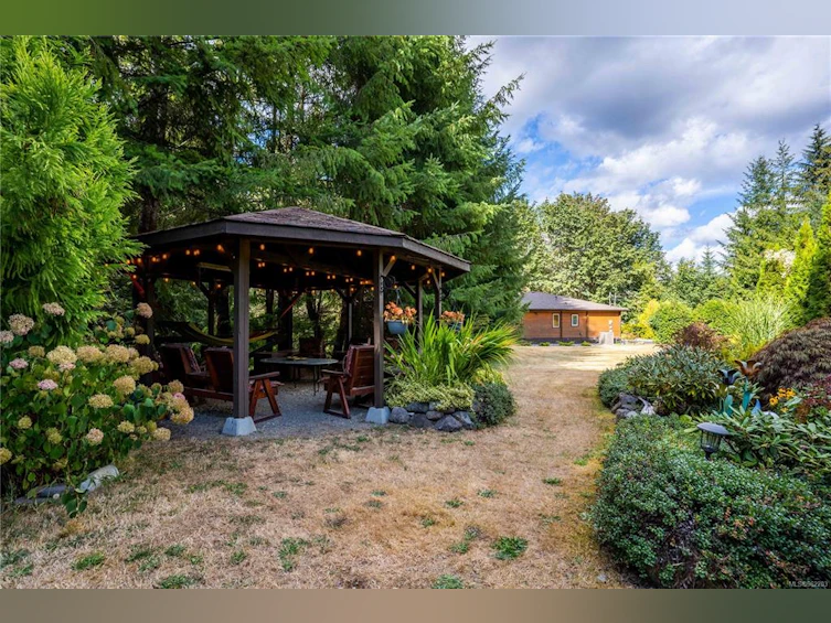 6744 Wall Street, Honeymoon Bay, BC, V0R 1Y0 - 52