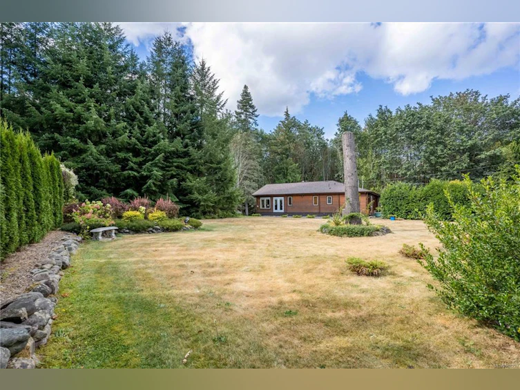6744 Wall Street, Honeymoon Bay, BC, V0R 1Y0 - 58