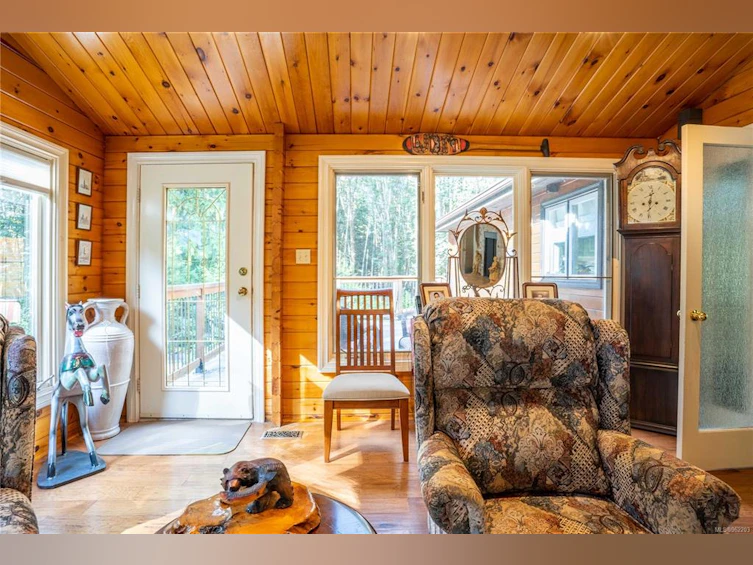 6744 Wall Street, Honeymoon Bay, BC, V0R 1Y0 - 67